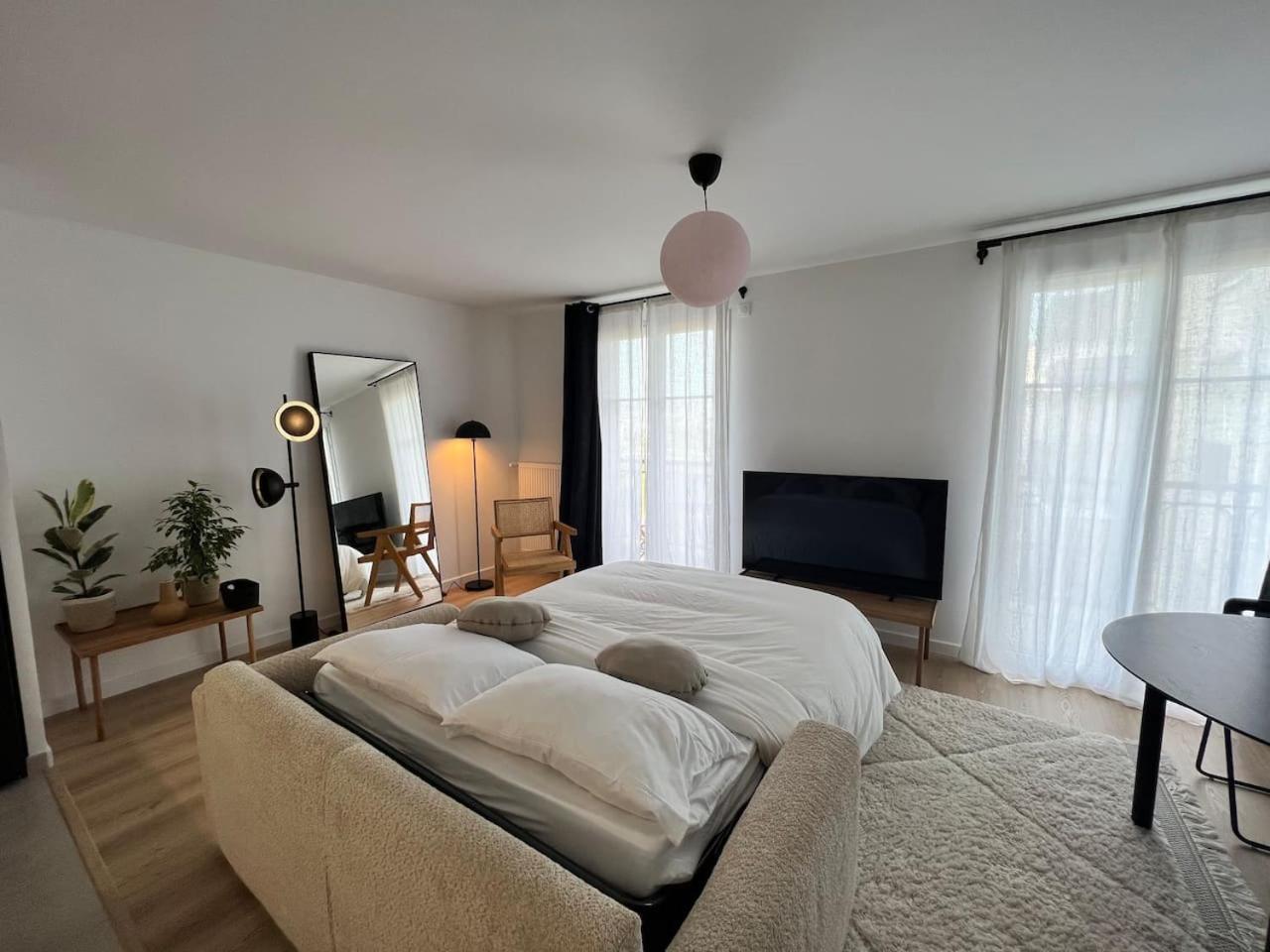세리스 Disneyland Minimalist Lifestyle - 5 Pax 아파트 외부 사진
